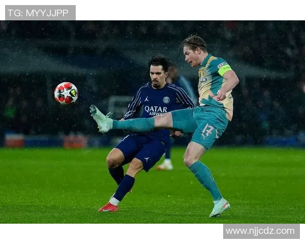 足球明星风采大揭秘精彩瞬间与个人成就全方位介绍