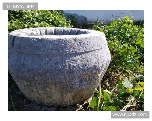 唐姓足球明星的传奇故事与辉煌成就揭秘